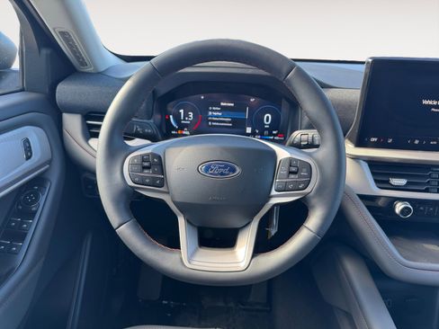 New 2026 Ford Explorer Active w/ Active Comfort Package image 15