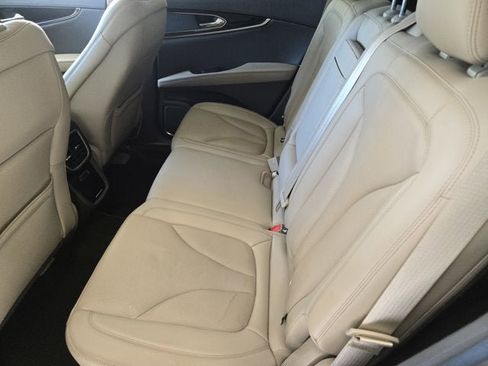 Used 2022 Lincoln Nautilus Reserve image 19