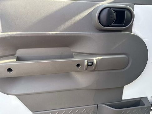 Used 2010 Jeep Wrangler Unlimited Rubicon w/ Dual Top Group image 17