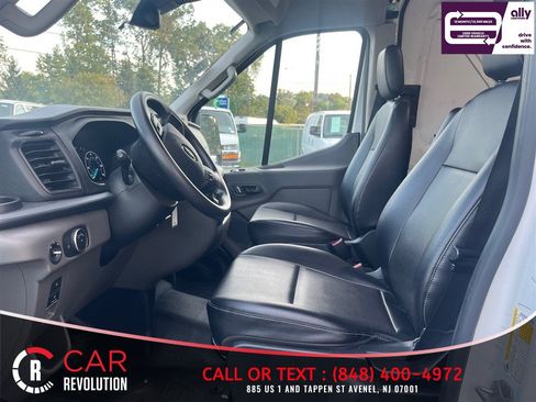 Used 2023 Ford Transit 250 Medium Roof AWD image 10