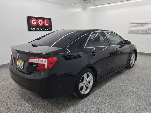 Used 2013 Toyota Camry SE FWD image 6