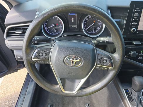 Used 2021 Toyota Camry LE FWD image 8