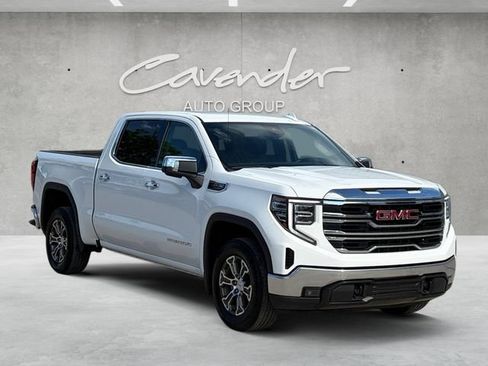 Used 2025 GMC Sierra 1500 SLT RWD image 2