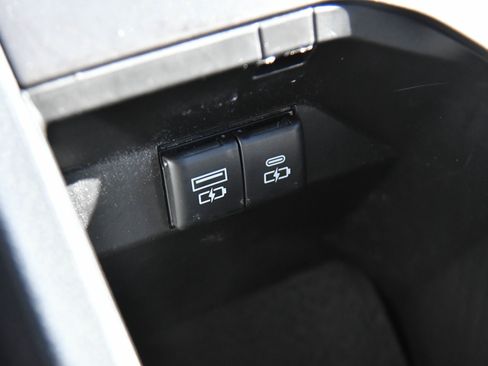 Used 2024 Toyota Camry XSE image 29