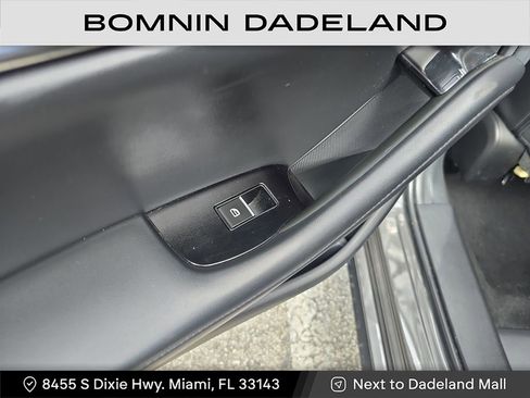 Used 2021 MAZDA MAZDA3 AWD 2.5 Turbo Sedan image 10