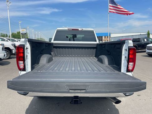 Used 2024 GMC Sierra 2500 Pro w/ Convenience Package image 25