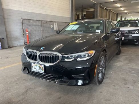 Used 2022 BMW 330i Sedan w/ Driving Assistance Package RWD image 1