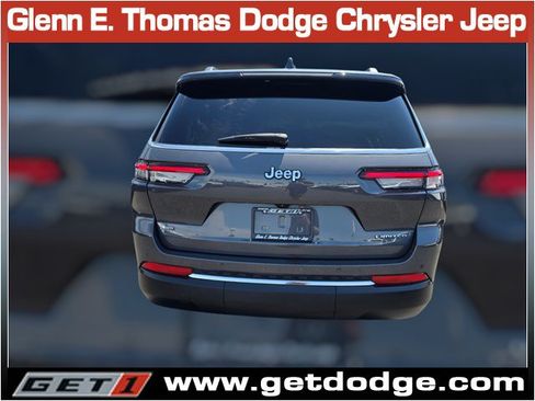 Certified 2022 Jeep Grand Cherokee L Limited w/ Trailer Tow Group (B) RWD image 8