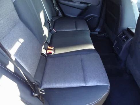 Used 2021 Nissan Rogue SV image 18