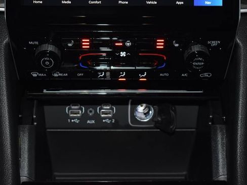 New 2025 Jeep Grand Cherokee Limited w/ Trailer Tow Package image 17