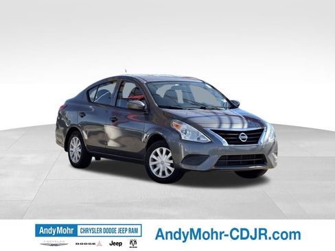 Used 2019 Nissan Versa S Plus FWD image 1