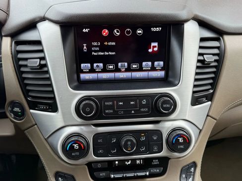 Used 2016 GMC Yukon XL SLT image 19