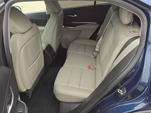 Used 2019 Cadillac XT4 Luxury w/ Trailering Package FWD image 13