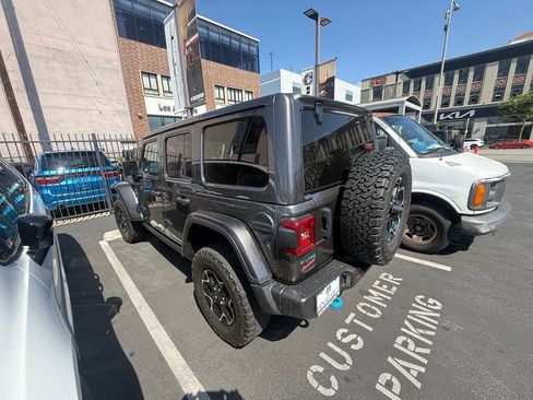 Used 2022 Jeep Wrangler Unlimited Rubicon 4xe w/ Cold Weather Group image 4