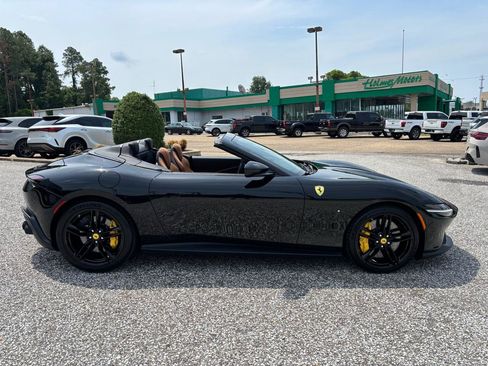 Used 2025 Ferrari Roma Spider RWD image 18