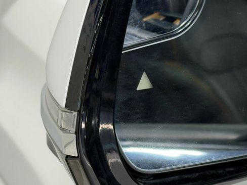 Used 2022 Jeep Grand Wagoneer Series II w/ Premium Group II image 11