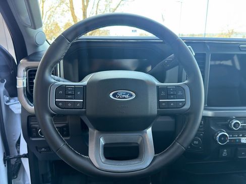 Used 2025 Ford F350 Lariat w/ Camper Package image 25