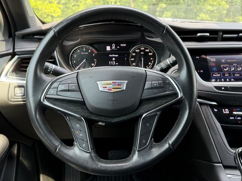 Used 2023 Cadillac XT5 Premium Luxury AWD/4WD image 21