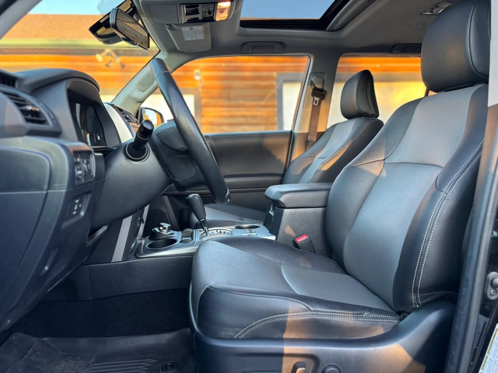 Used 2023 Toyota 4Runner SR5 Premium w/ Moonroof Package AWD/4WD image 10