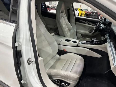 Used 2017 Porsche Panamera 4S w/ Sport Package image 13