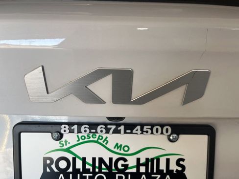 Used 2023 Kia Sorento SX AWD/4WD image 50
