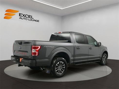 Used 2018 Ford F150 XLT w/ Equipment Group 302A Luxury image 5