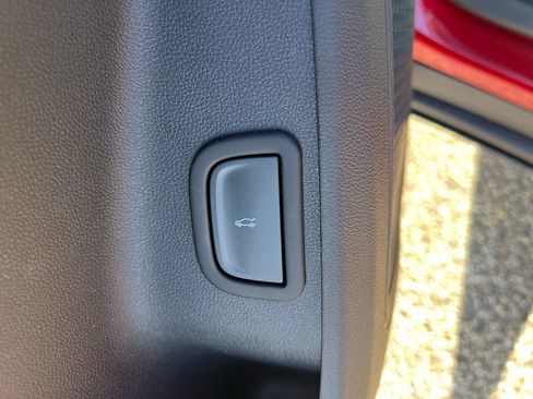 New 2026 Chevrolet Traverse LT FWD image 29