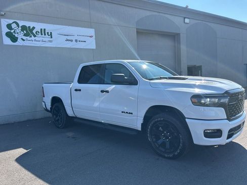 New 2026 RAM 1500 Express AWD/4WD image 7