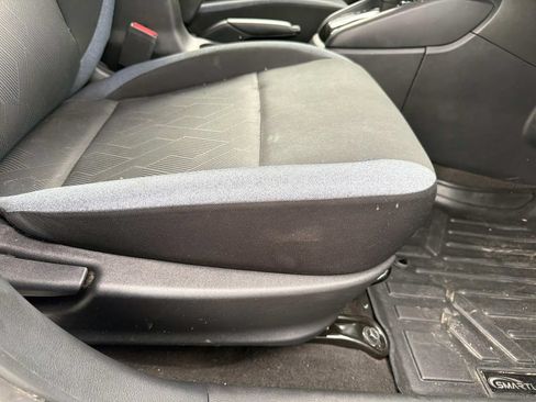 Used 2023 Nissan Versa SV w/ Trunk Package FWD image 12