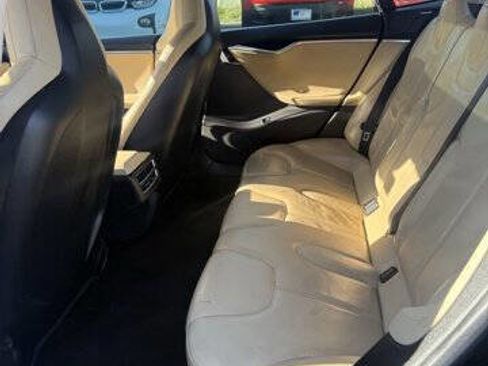 Used 2013 Tesla Model S Base 4dr Liftback (60 kWh) image 17