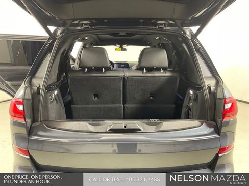 Used 2022 BMW X7 M50i w/ Luxury Seating Package AWD/4WD image 14
