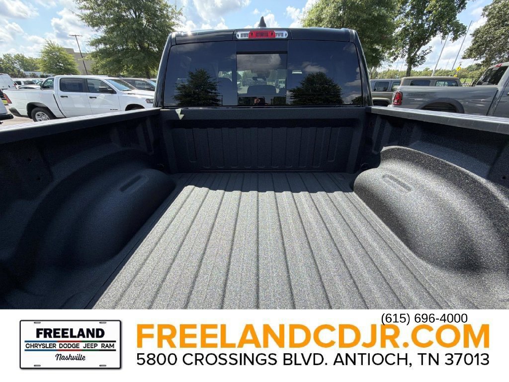 New 2026 RAM 1500 Express AWD/4WD image 12