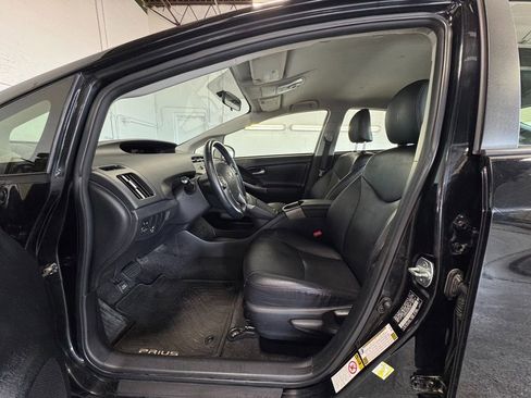 Used 2013 Toyota Prius Persona Series FWD image 12