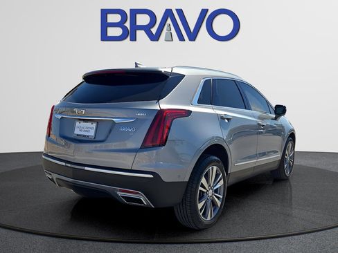 Used 2025 Cadillac XT5 Premium Luxury w/ Technology Package image 4