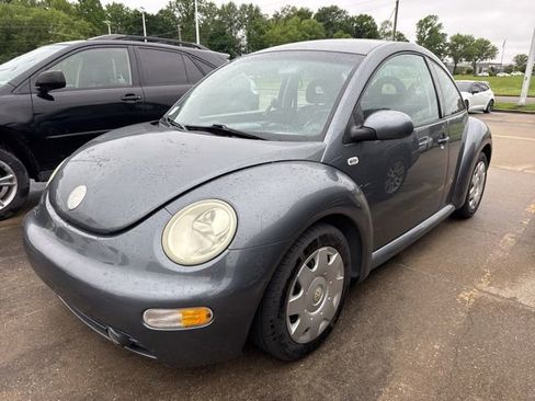 Used 2002 Volkswagen Beetle GLS FWD image 1
