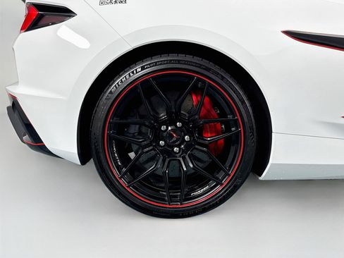 Used 2025 Chevrolet Corvette Z06 w/ Z07 Performance Package RWD image 58