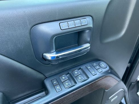 Used 2018 GMC Sierra 1500 Denali AWD/4WD image 21