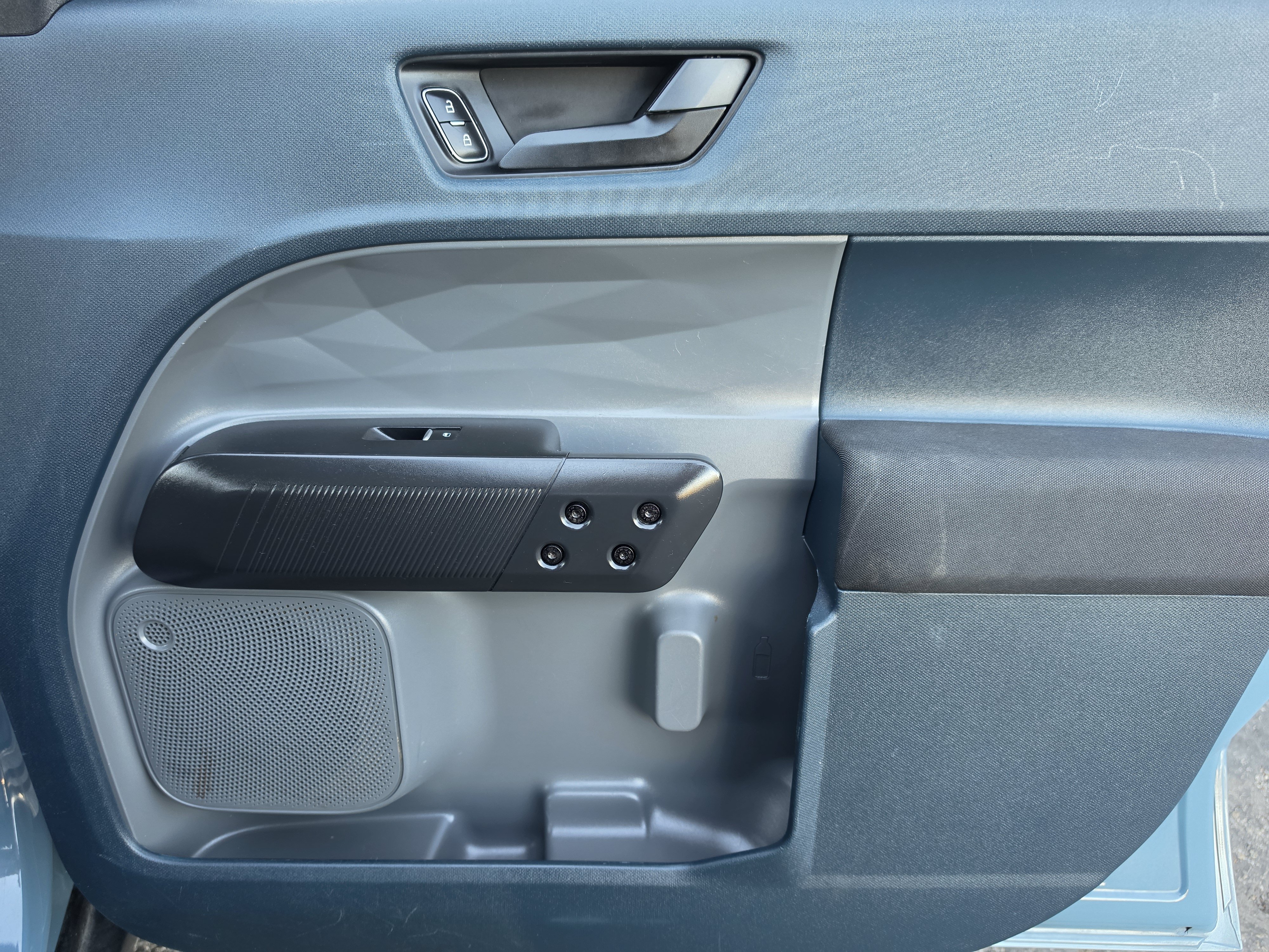 Used 2022 Ford Maverick XL FWD image 12