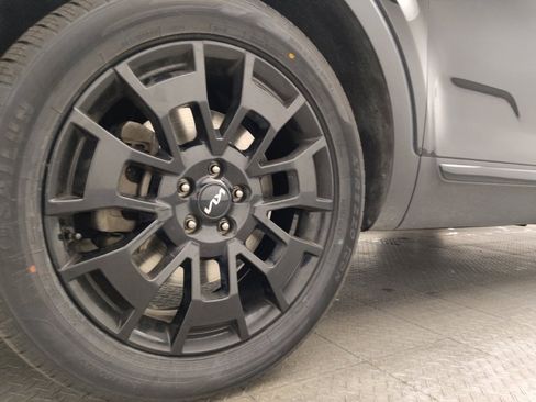 Used 2022 Kia Telluride EX w/ EX Premium Package image 31