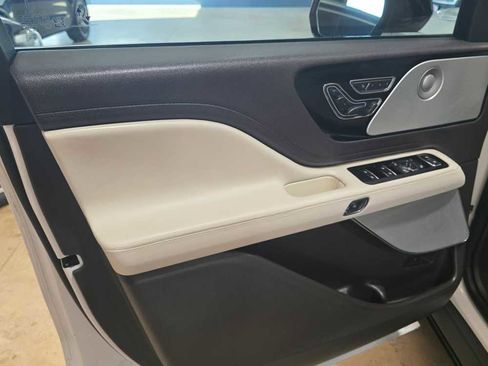 Used 2020 Lincoln Aviator Black Label image 11