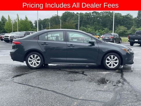 Used 2024 Toyota Corolla LE FWD image 6