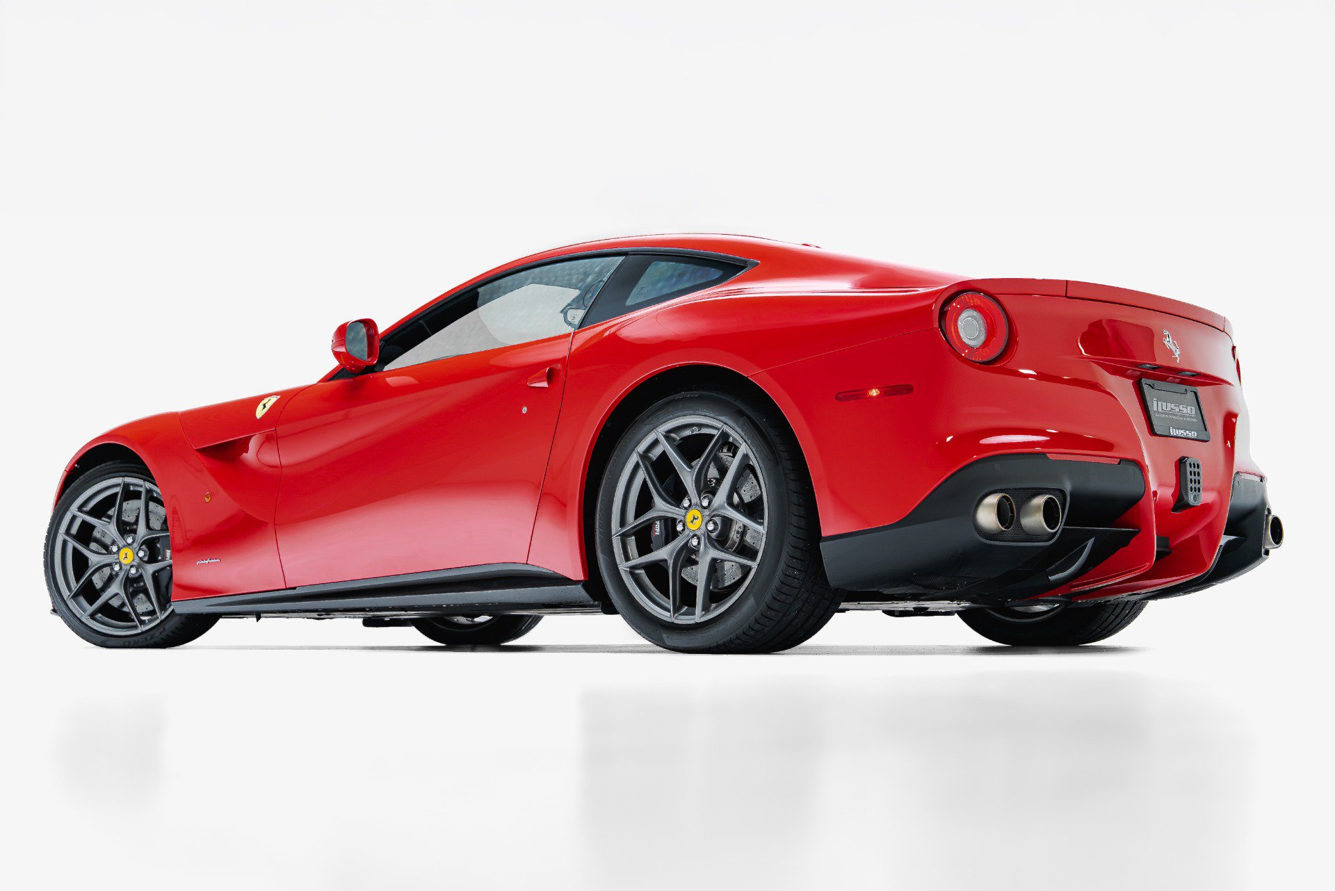 Used 2017 Ferrari F12 Berlinetta RWD image 17
