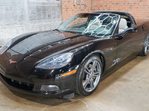 Used 2009 Chevrolet Corvette Convertible w/ Preferred Equipment Group RWD image 40