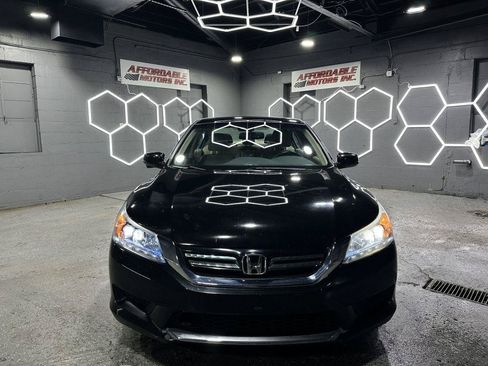 Used 2015 Honda Accord Touring image 8