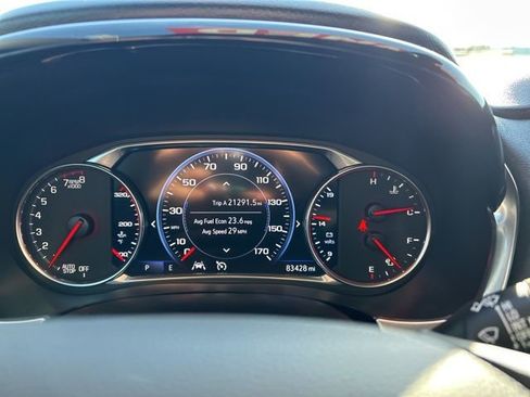 Used 2023 Chevrolet Traverse Premier w/ Redline Edition image 27