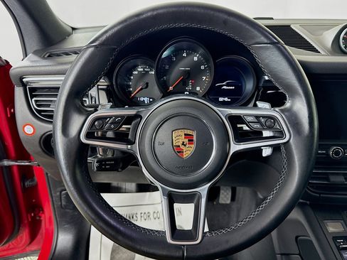 Certified 2020 Porsche Macan image 15