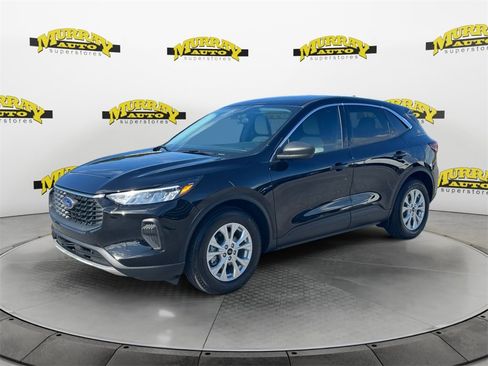 Used 2024 Ford Escape Active image 1