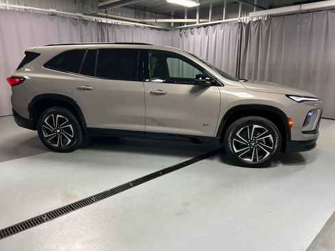 New 2026 Buick Enclave Sport Touring w/ Power Package AWD/4WD image 8