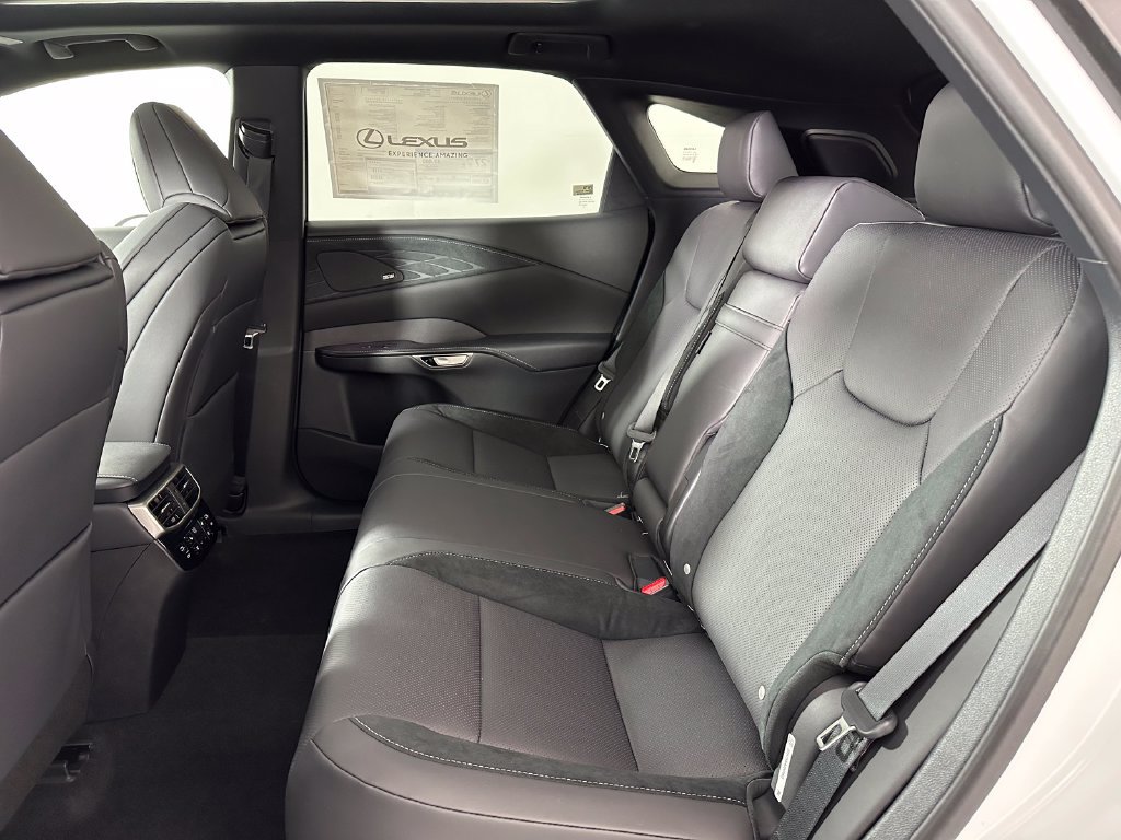 New 2026 Lexus RX 500h F Sport AWD/4WD image 17