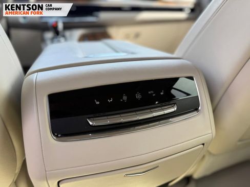 Used 2024 Cadillac Escalade Sport Platinum w/ LPO, ONYX Package image 45